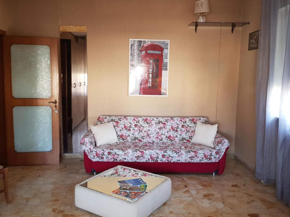 La Fenice Foresteria Lecce Extérieur photo